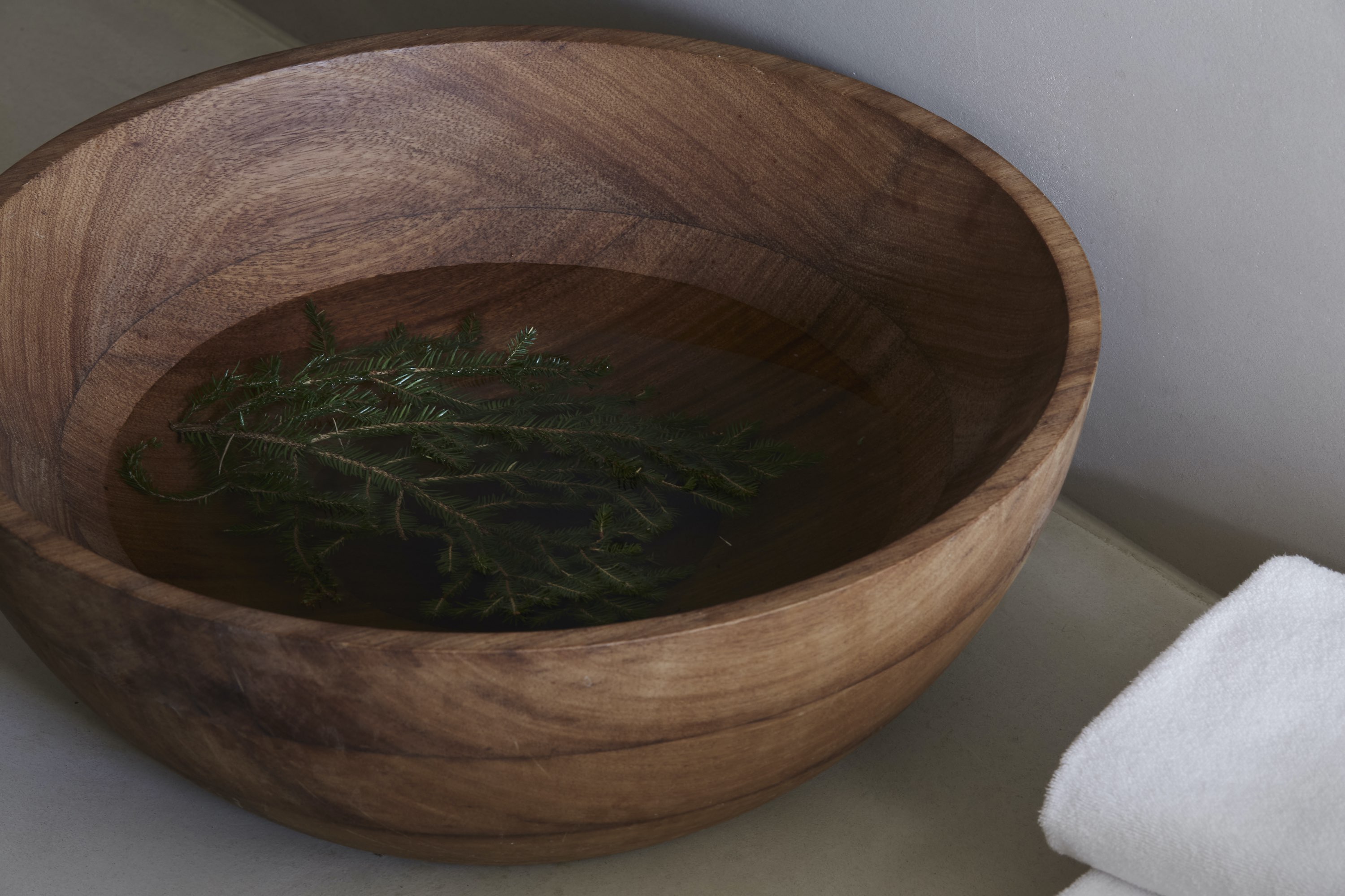 The beneficial power of herbs in winter